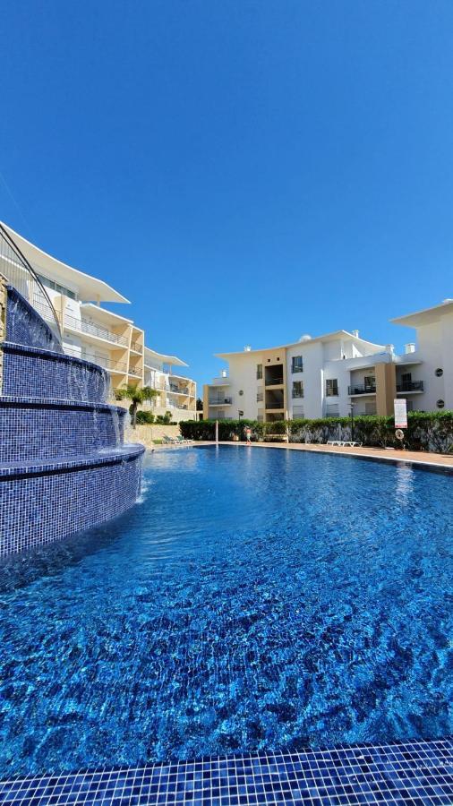 Penthouse With Sea Views Lägenhet Albufeira Exteriör bild